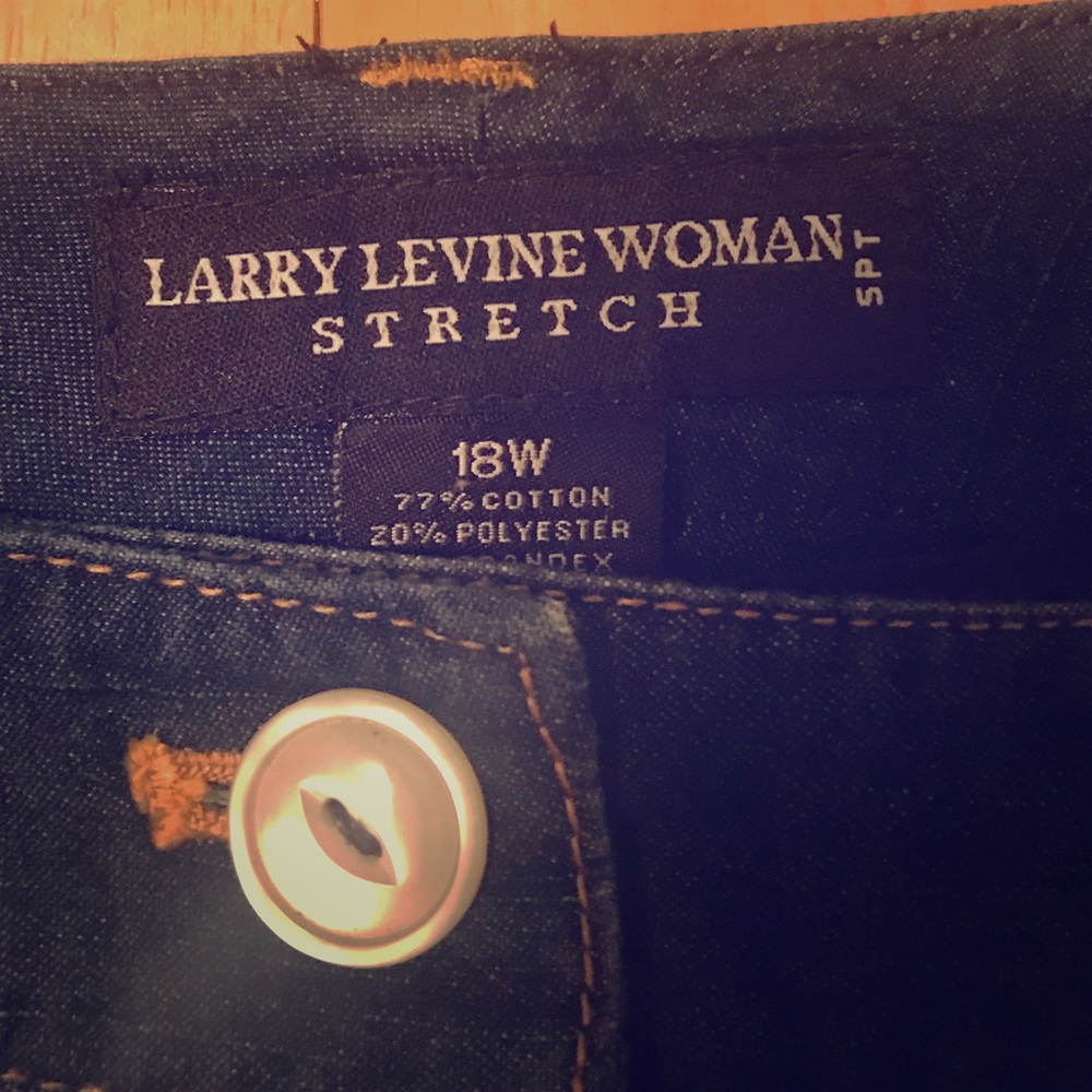 Larry Levine Women Stretch 18 Petite Jeans